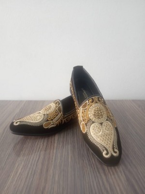 buy men embroidered shoe